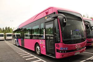 Oulun sähköbusseja